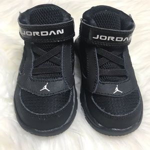 Nike Jordan Kids Bct Mid 3 Bg Basketball Shoe